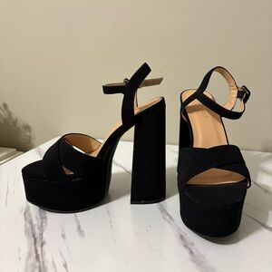 Elegant Velvet Black Platform Heels